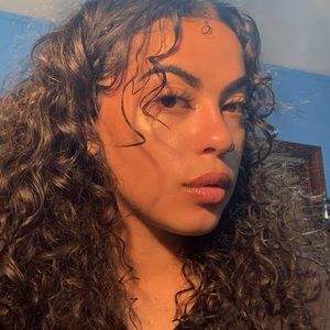 Meet your Posher, Camry